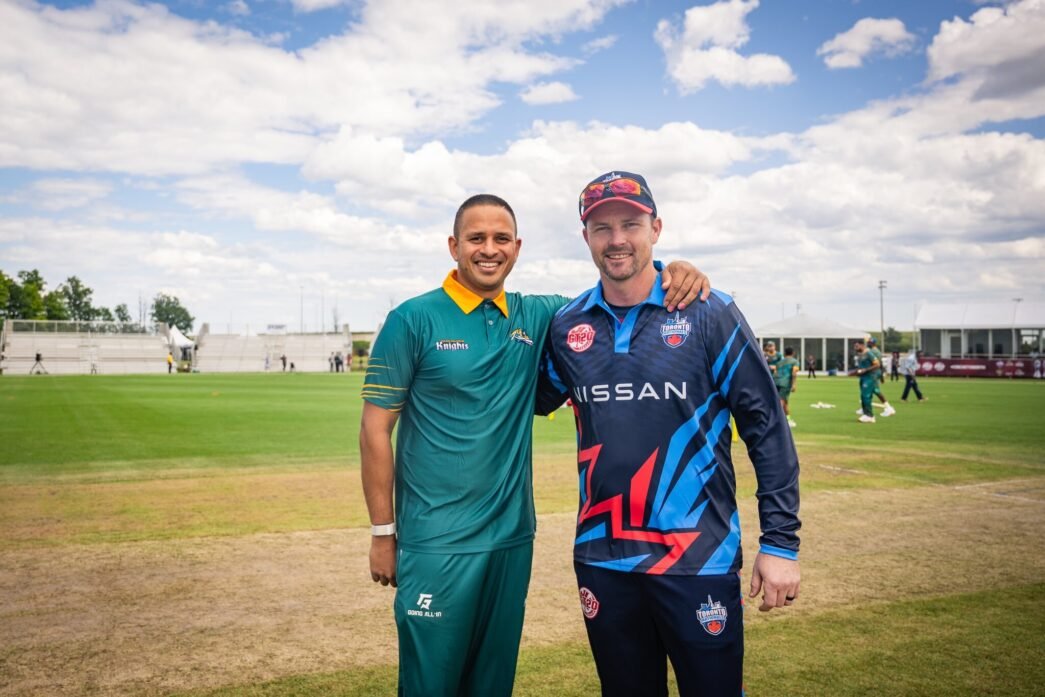 Global T20: Khawaja and Munro photoshoot during toss